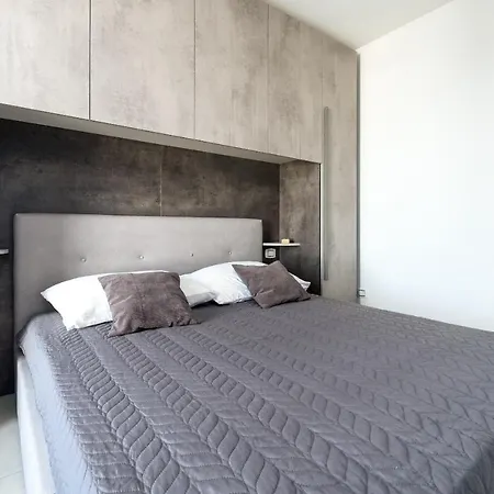 Baricevic Apartamento *